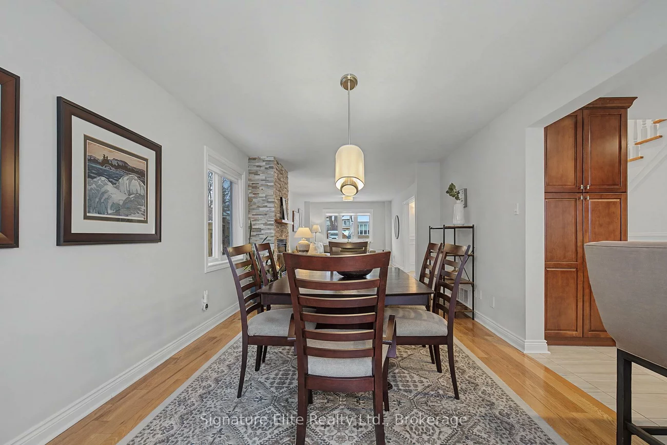 406, Niar, Mineola, Mississauga