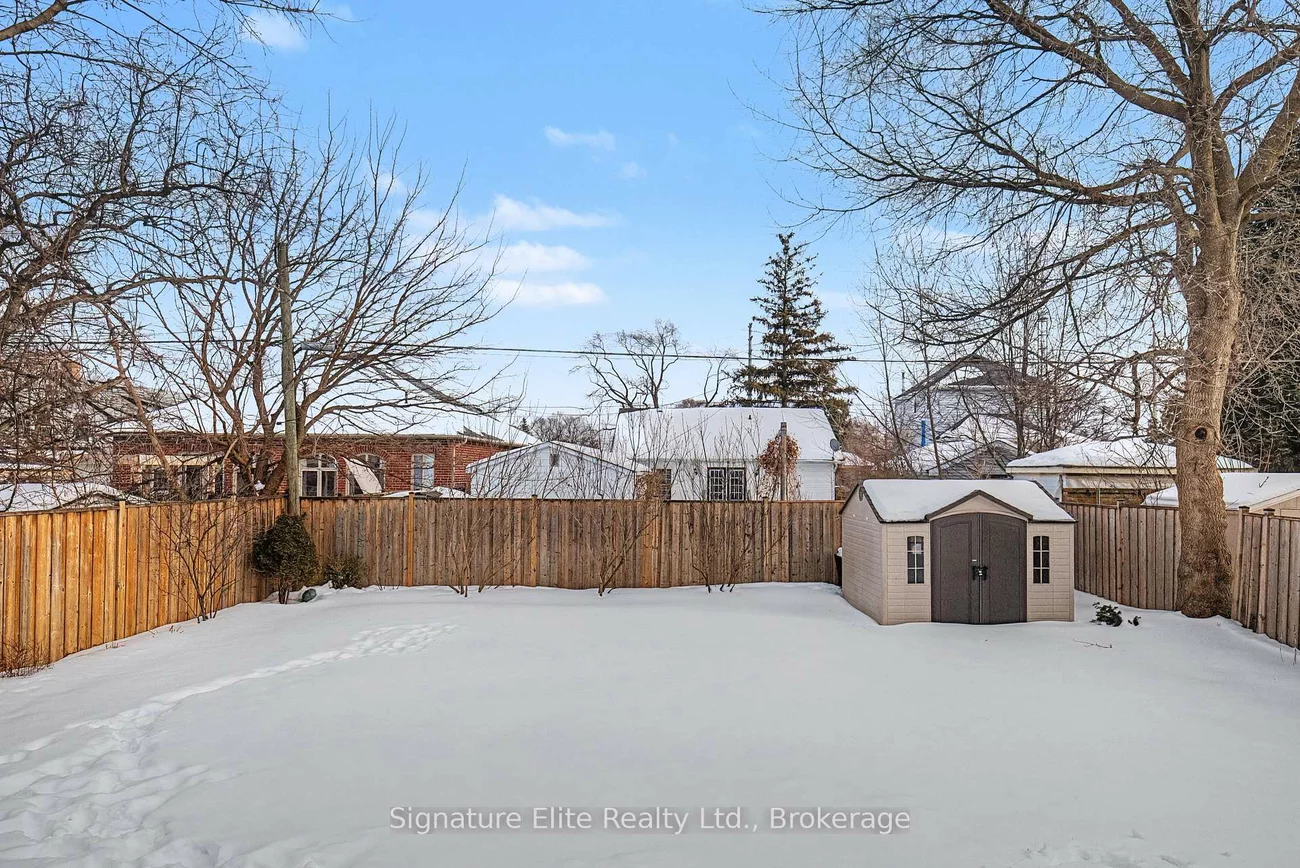 406, Niar, Mineola, Mississauga