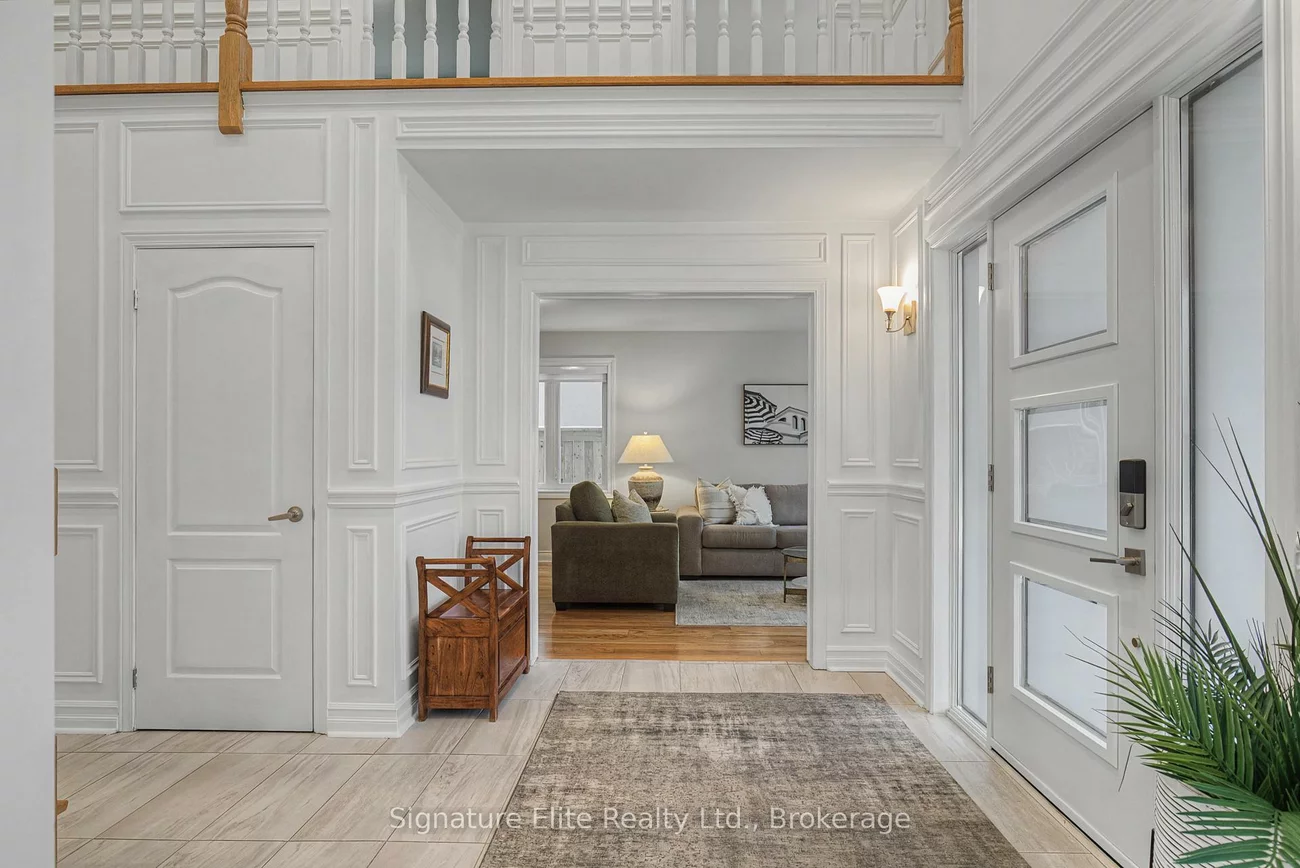 406, Niar, Mineola, Mississauga