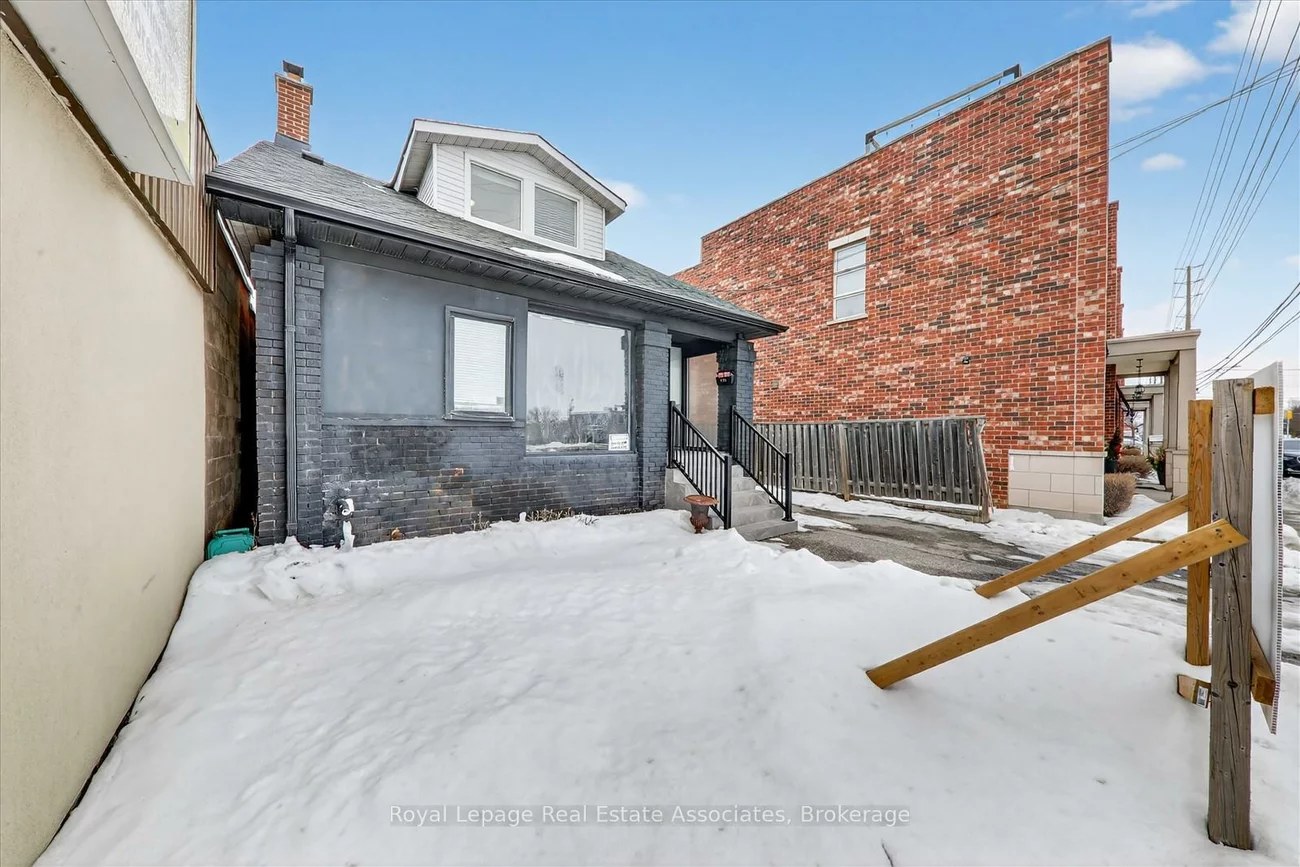 881, Lakeshore, Lakeview, Mississauga