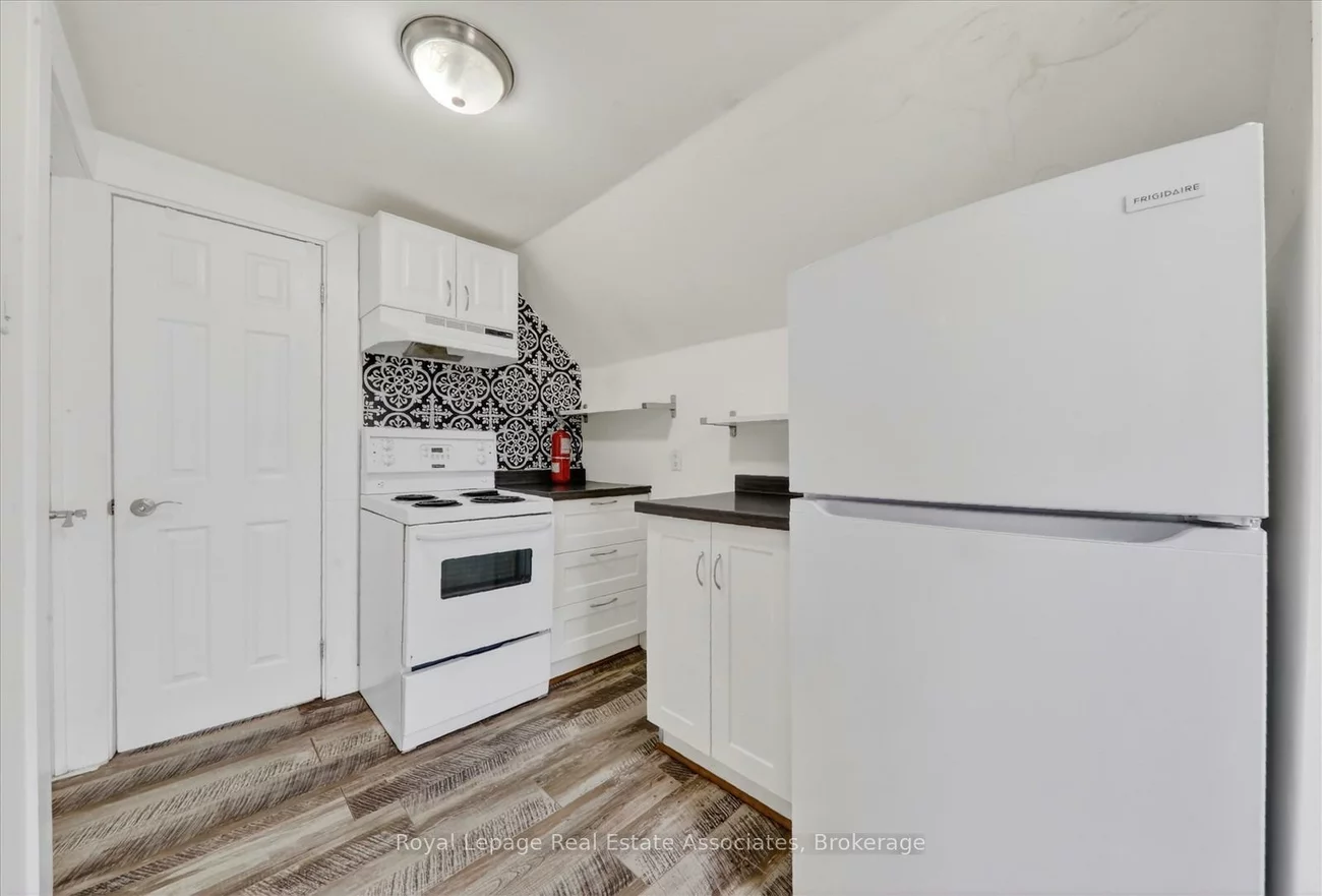 881, Lakeshore, Lakeview, Mississauga