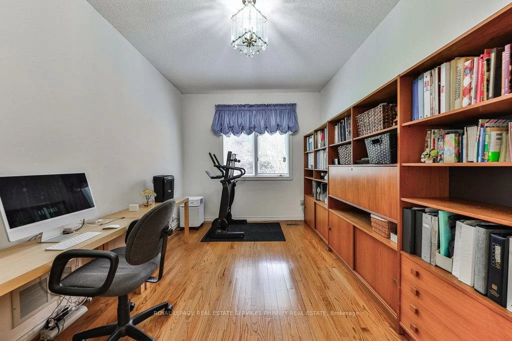 3952, Rolling Valley, Erin Mills, Mississauga