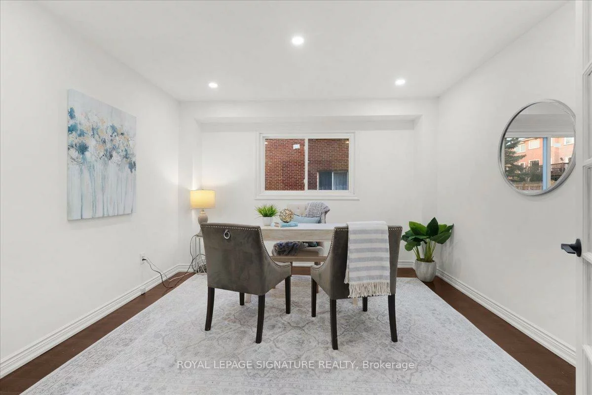 1093, Senlac, East Credit, Mississauga