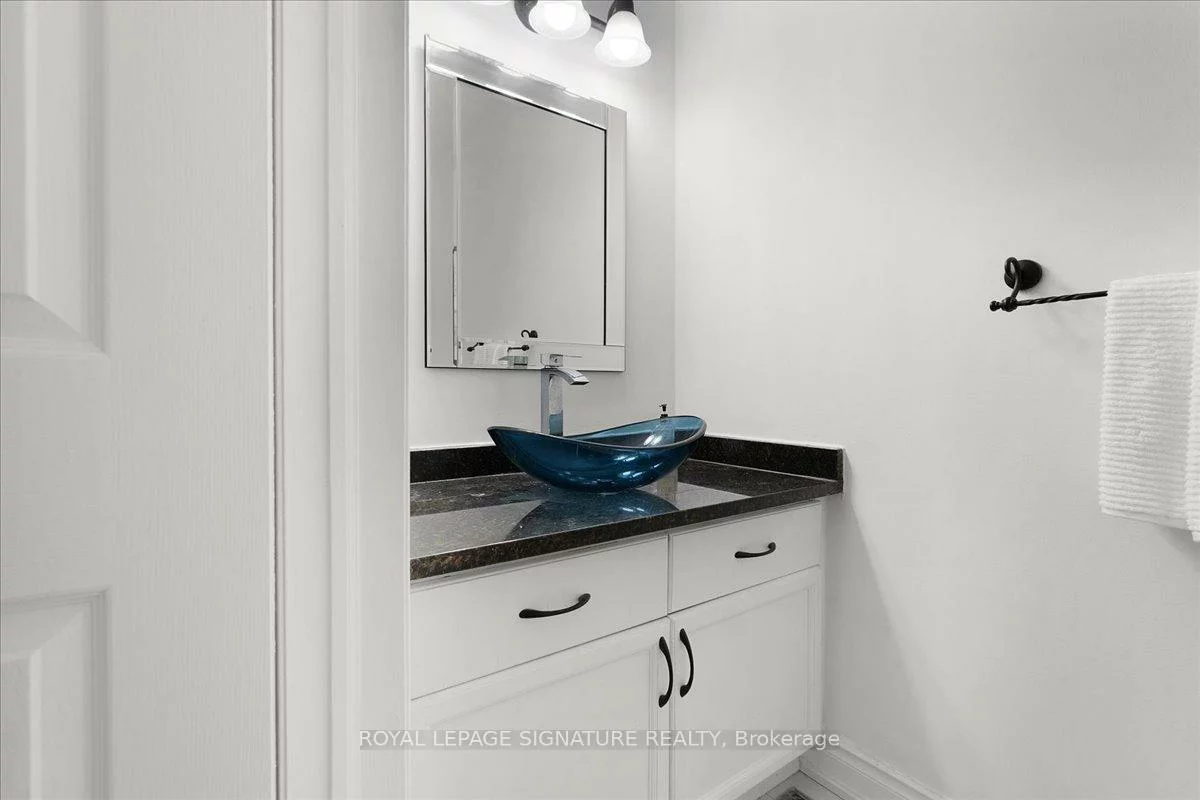 1093, Senlac, East Credit, Mississauga