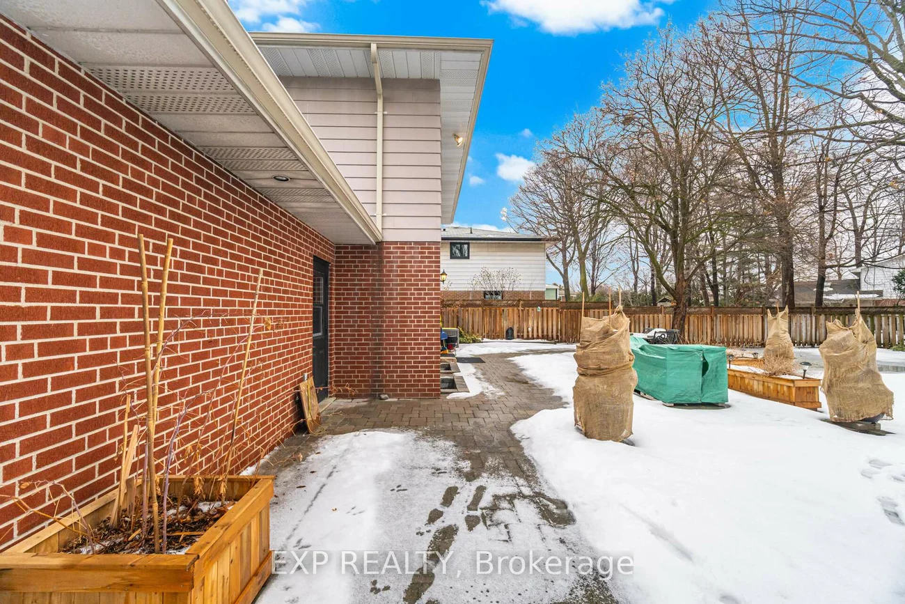 298, Edrich, Cooksville, Mississauga