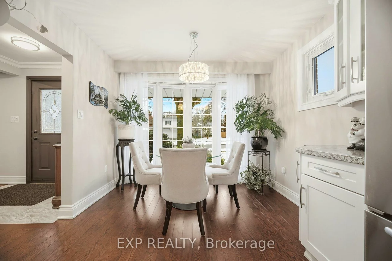 298, Edrich, Cooksville, Mississauga