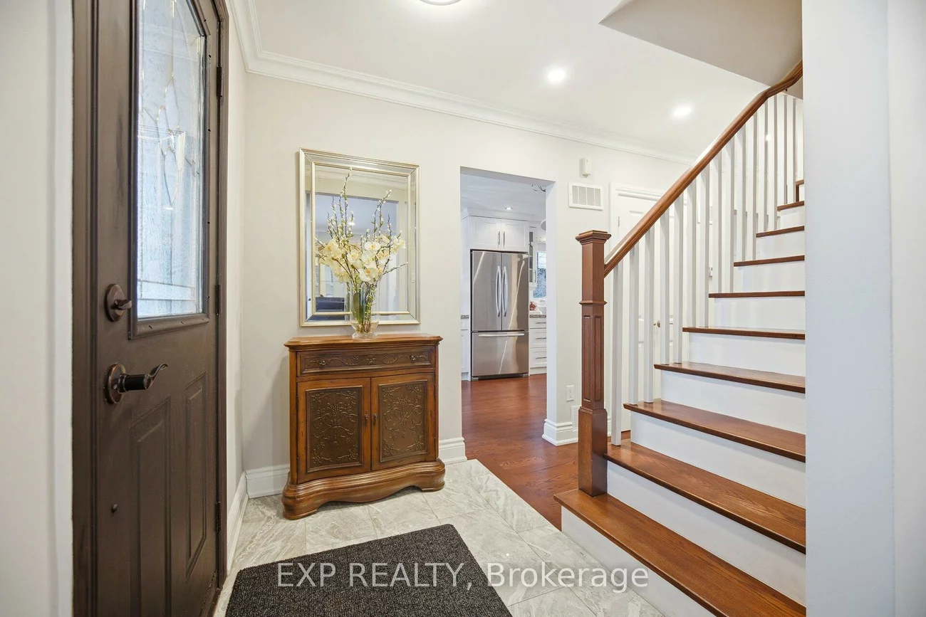 298, Edrich, Cooksville, Mississauga