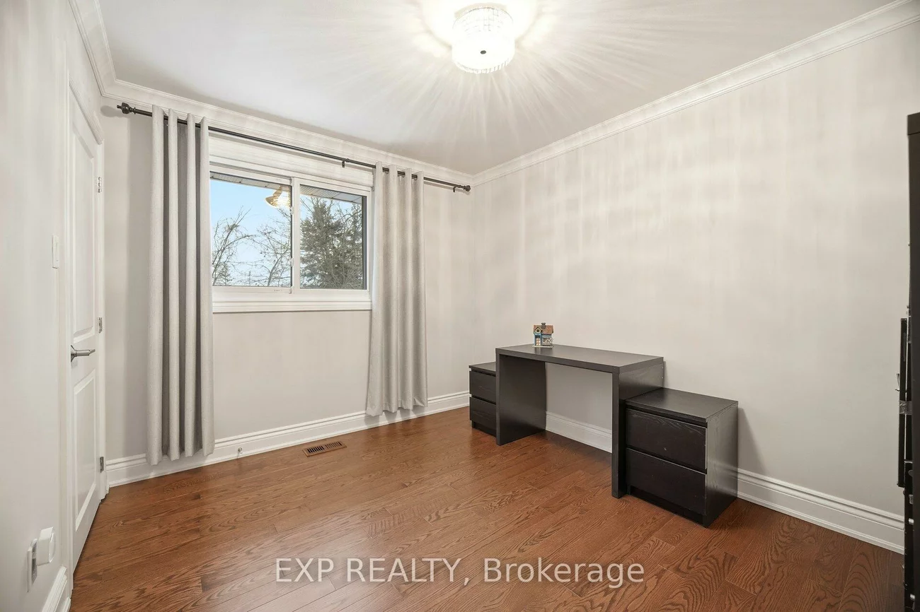 298, Edrich, Cooksville, Mississauga