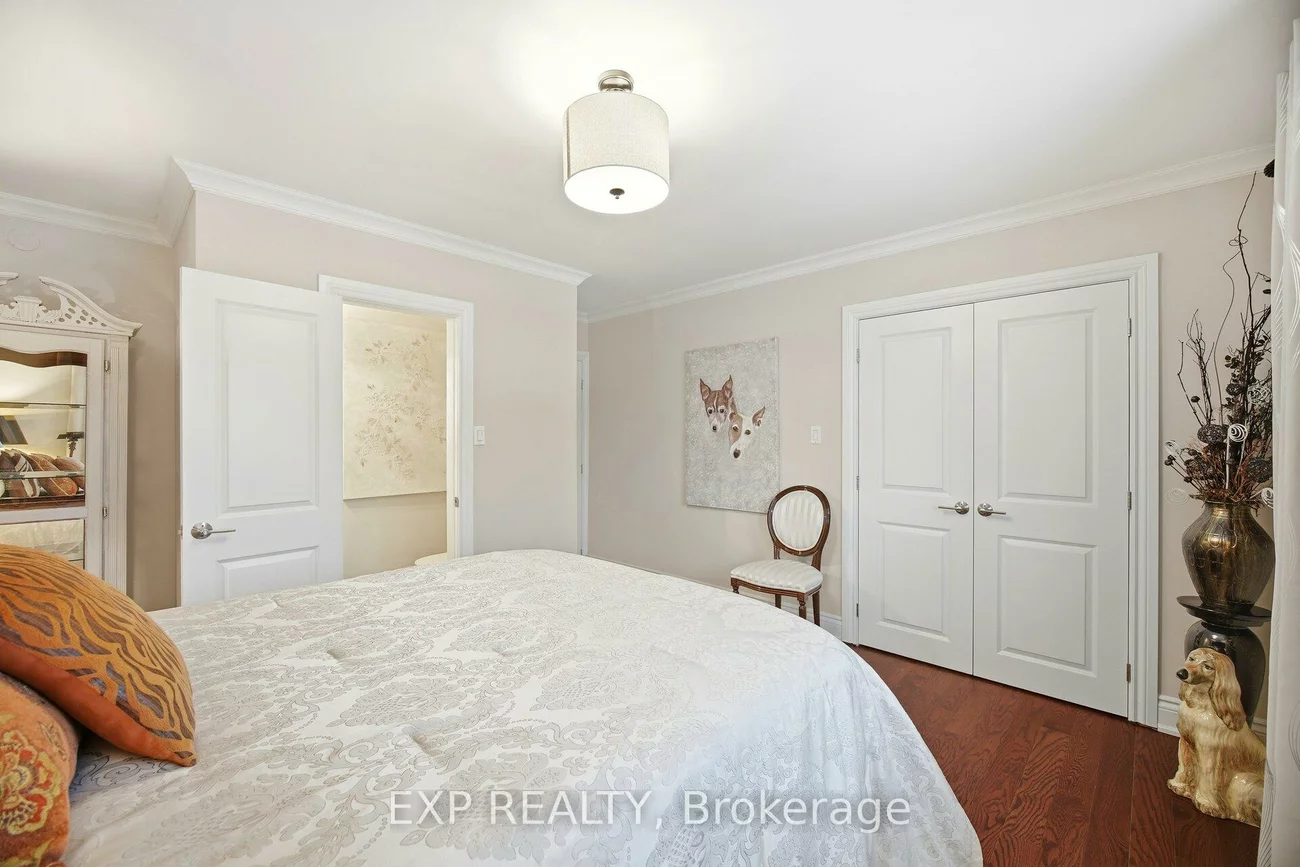 298, Edrich, Cooksville, Mississauga