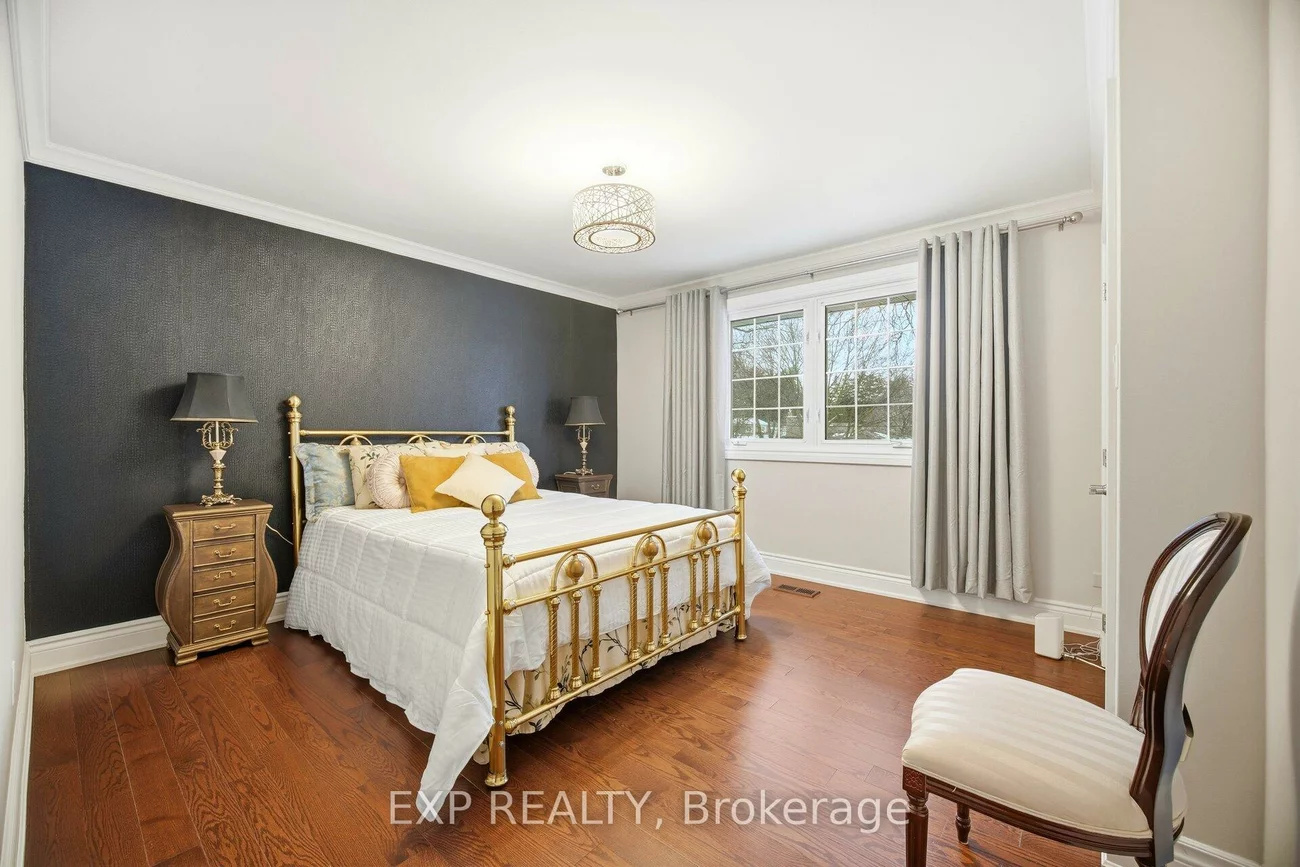 298, Edrich, Cooksville, Mississauga