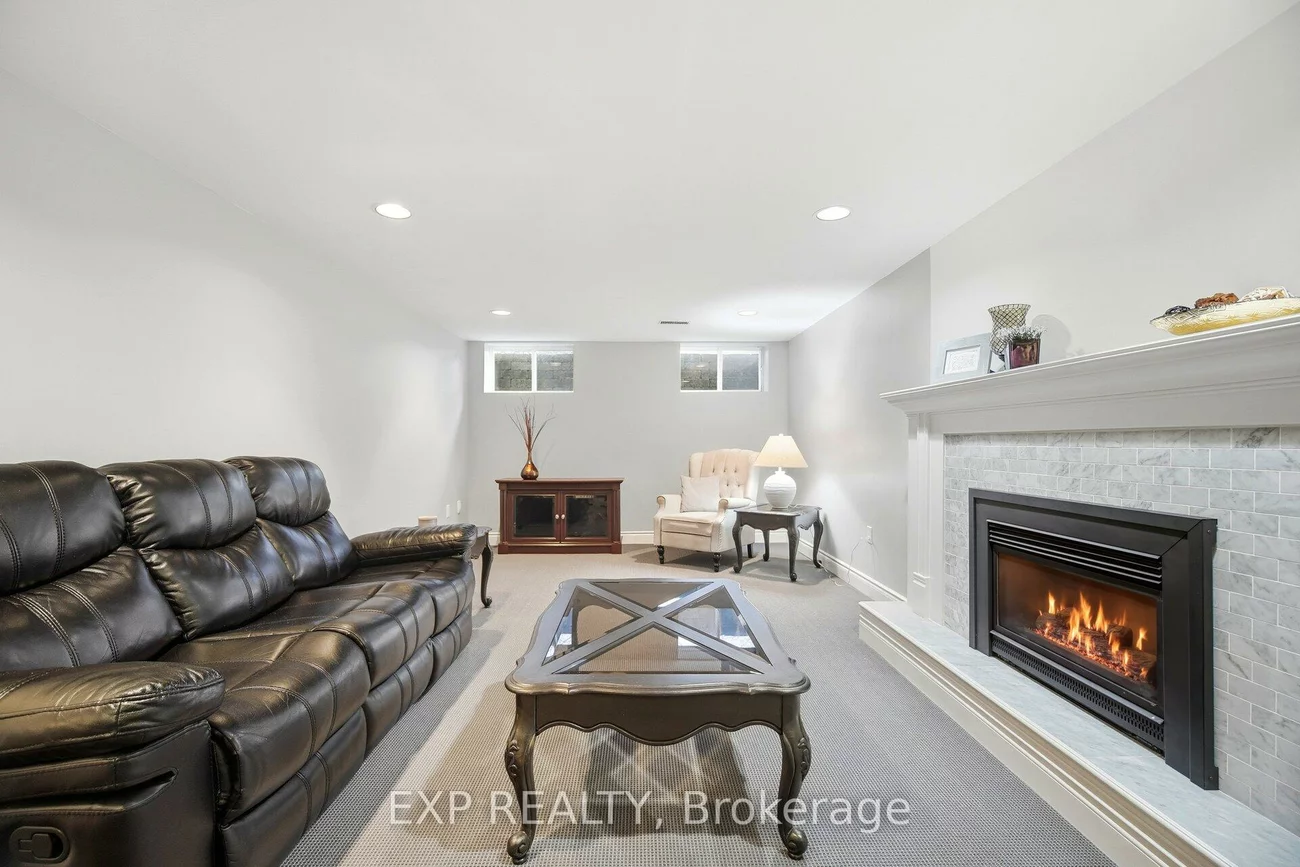 298, Edrich, Cooksville, Mississauga