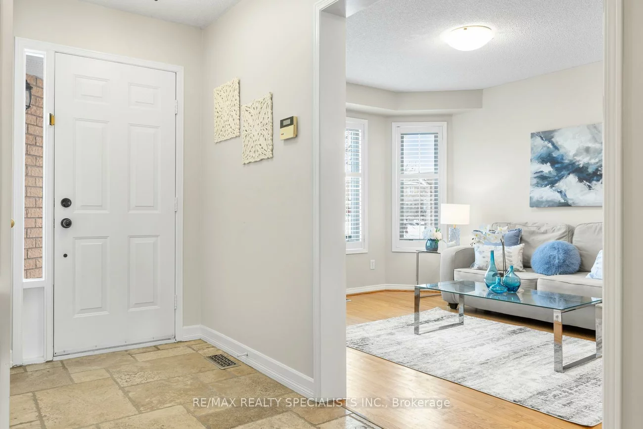 7202, Black Walnut, Lisgar, Mississauga