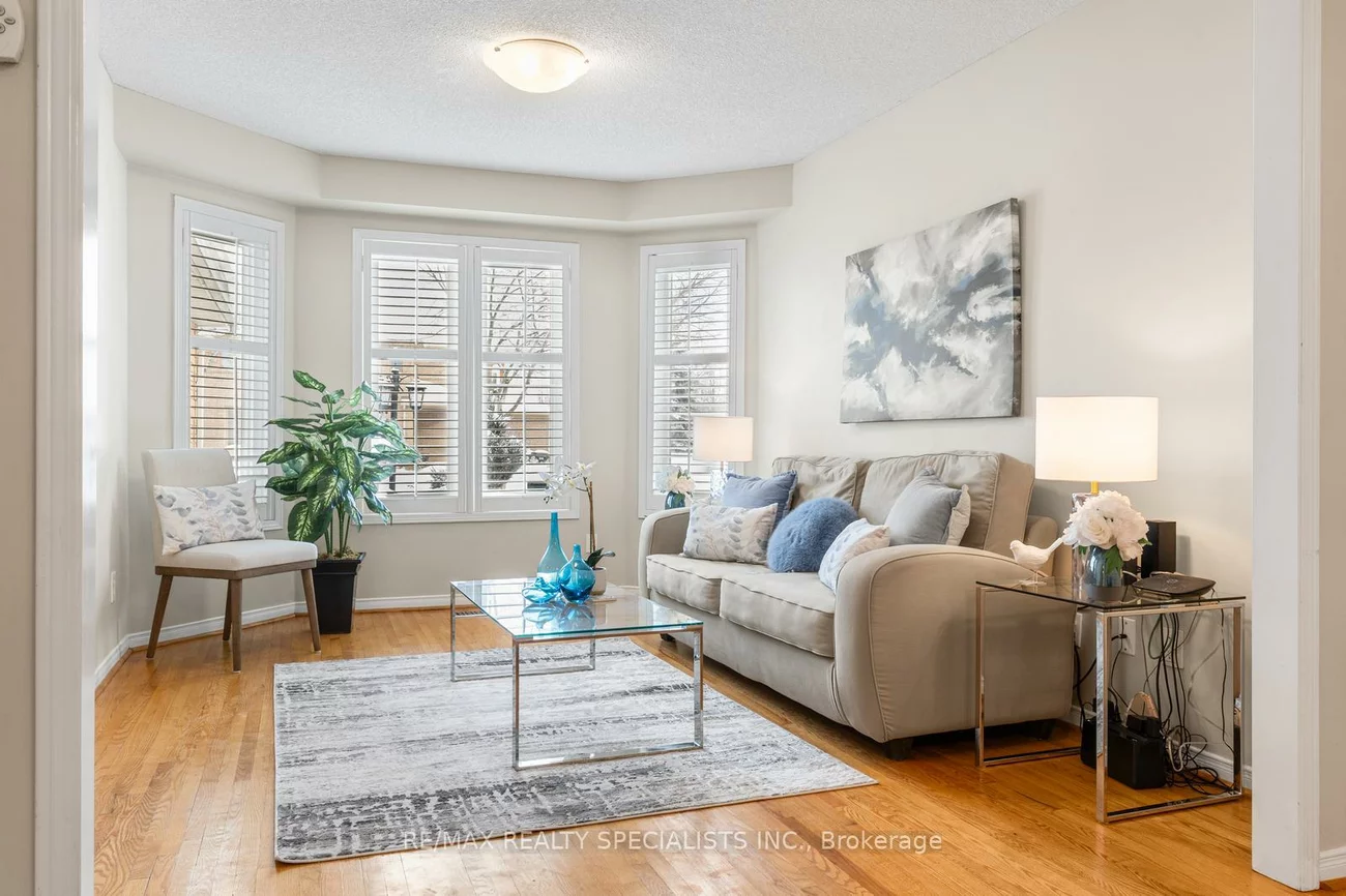 7202, Black Walnut, Lisgar, Mississauga