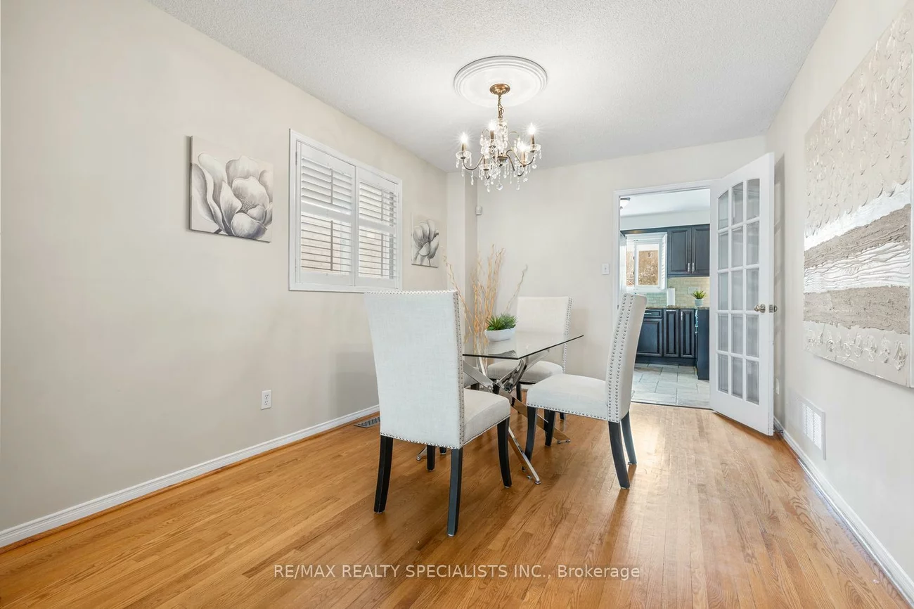 7202, Black Walnut, Lisgar, Mississauga