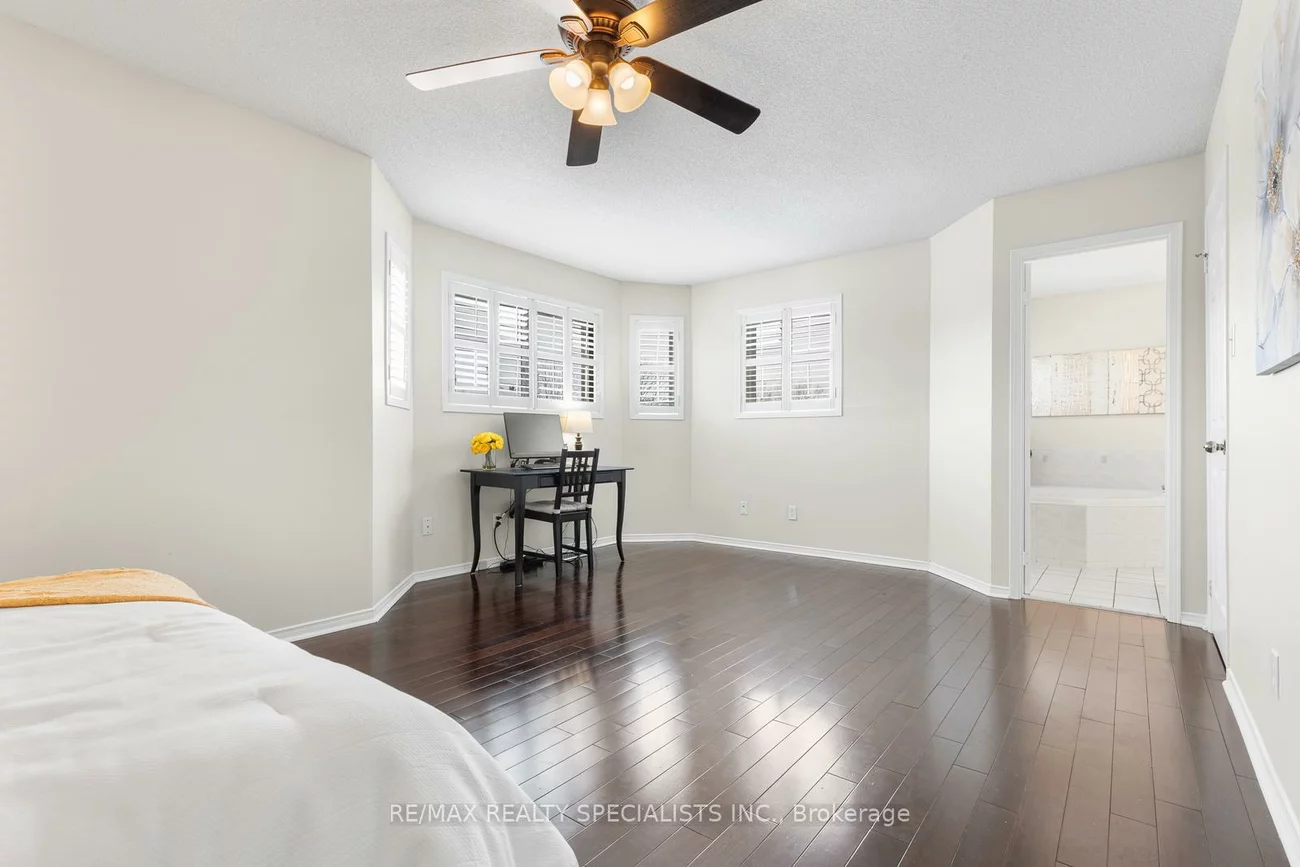 7202, Black Walnut, Lisgar, Mississauga