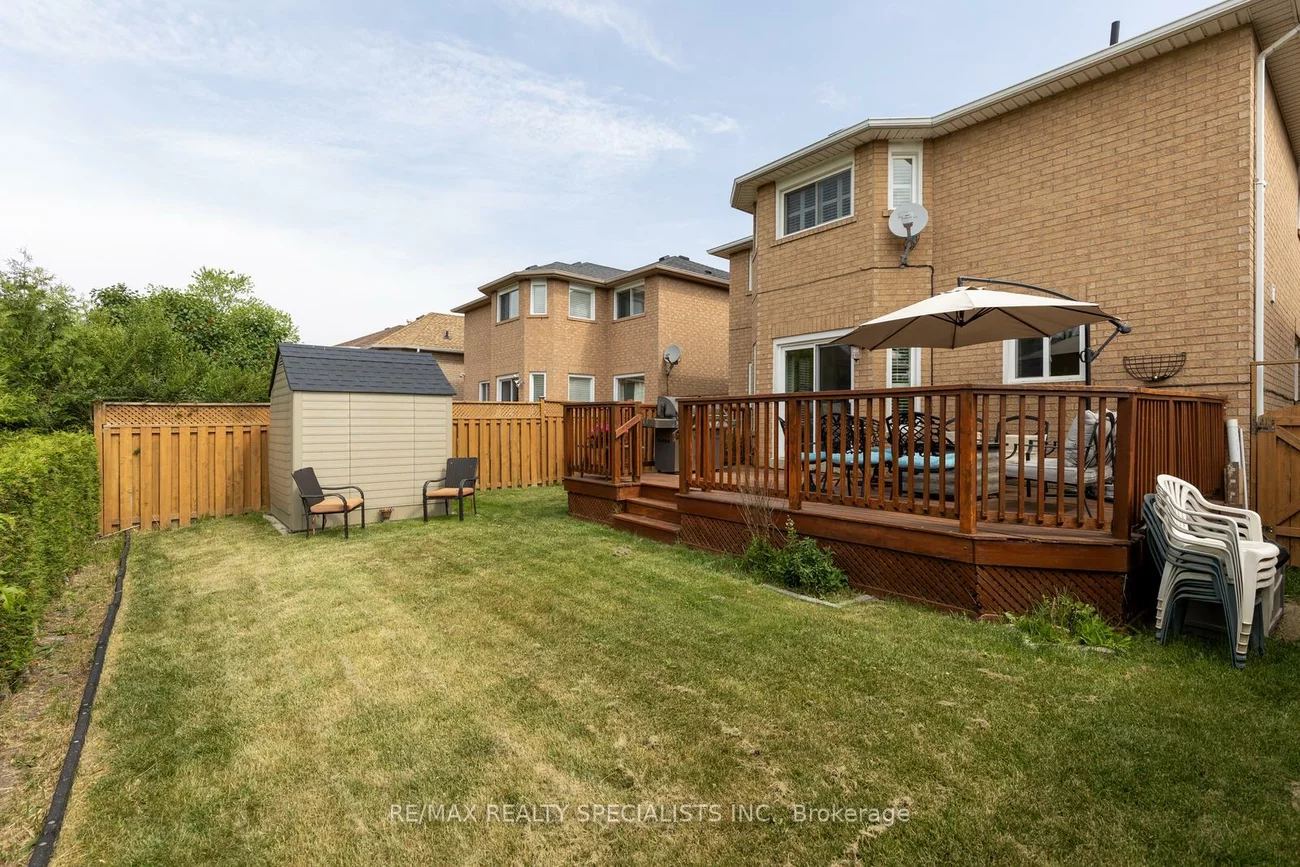 7202, Black Walnut, Lisgar, Mississauga