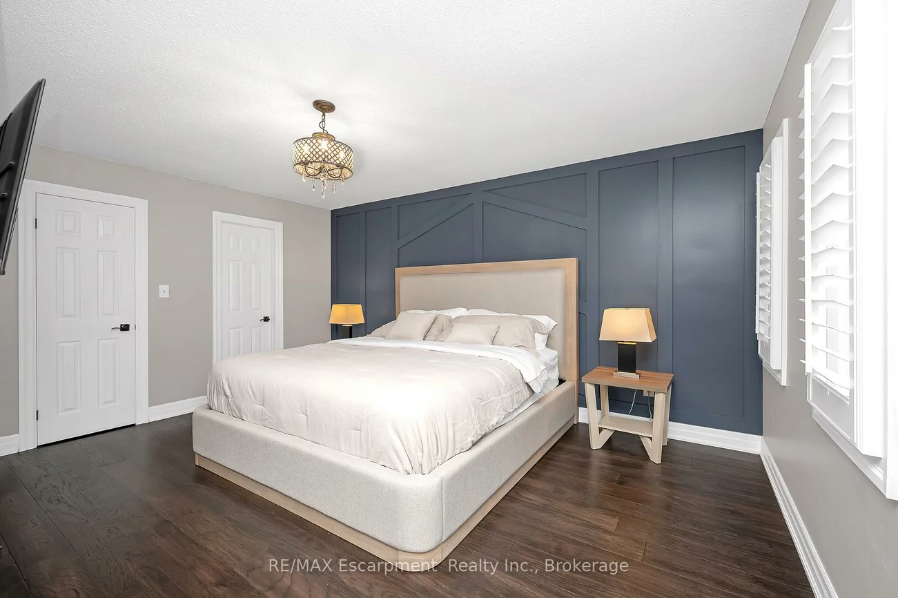 357, Nahani, Hurontario, Mississauga