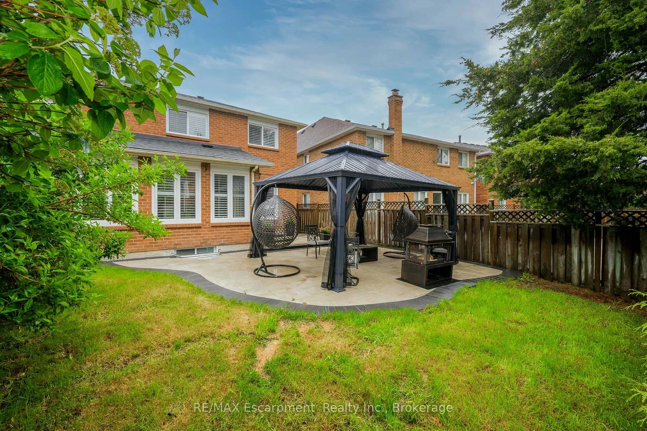 357, Nahani, Hurontario, Mississauga