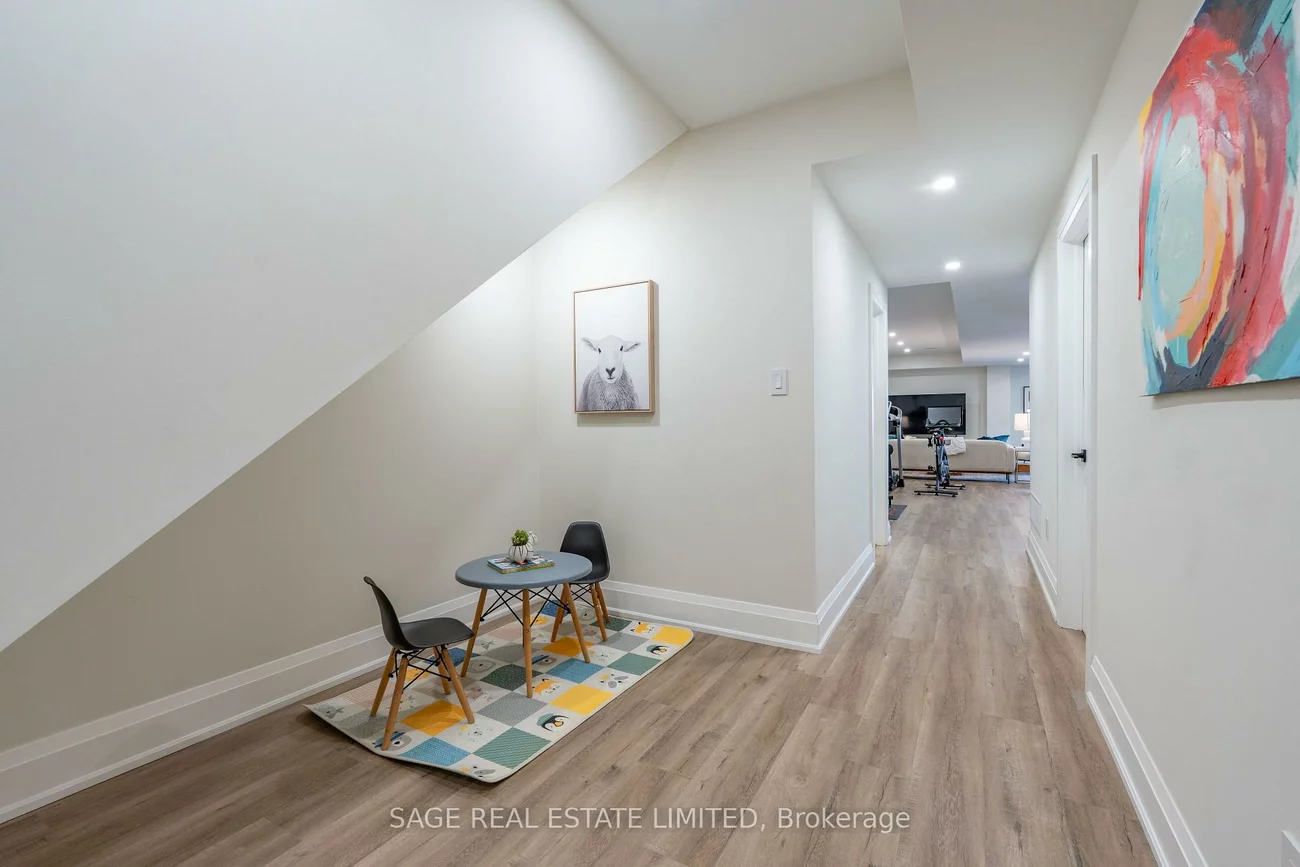 10, Brant, Port Credit, Mississauga