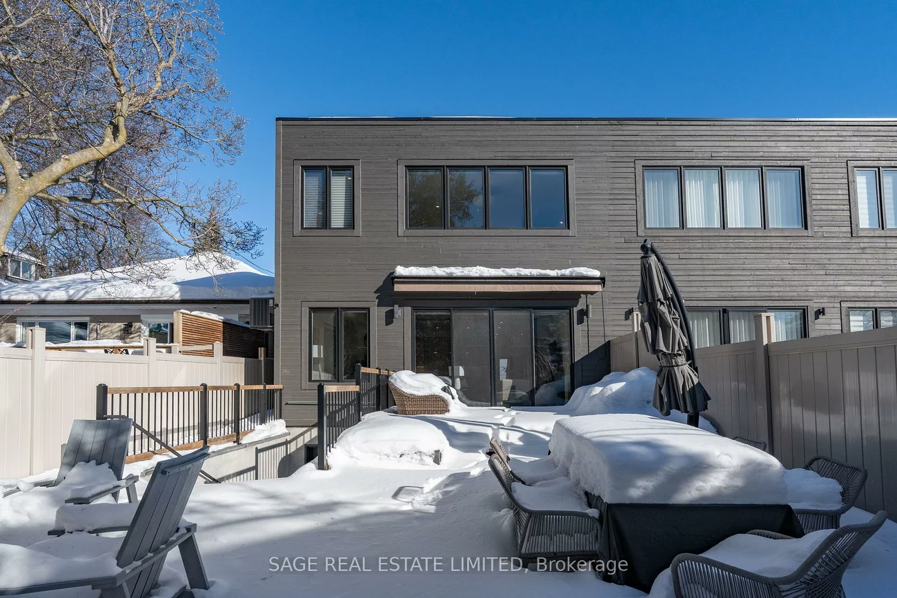 10, Brant, Port Credit, Mississauga