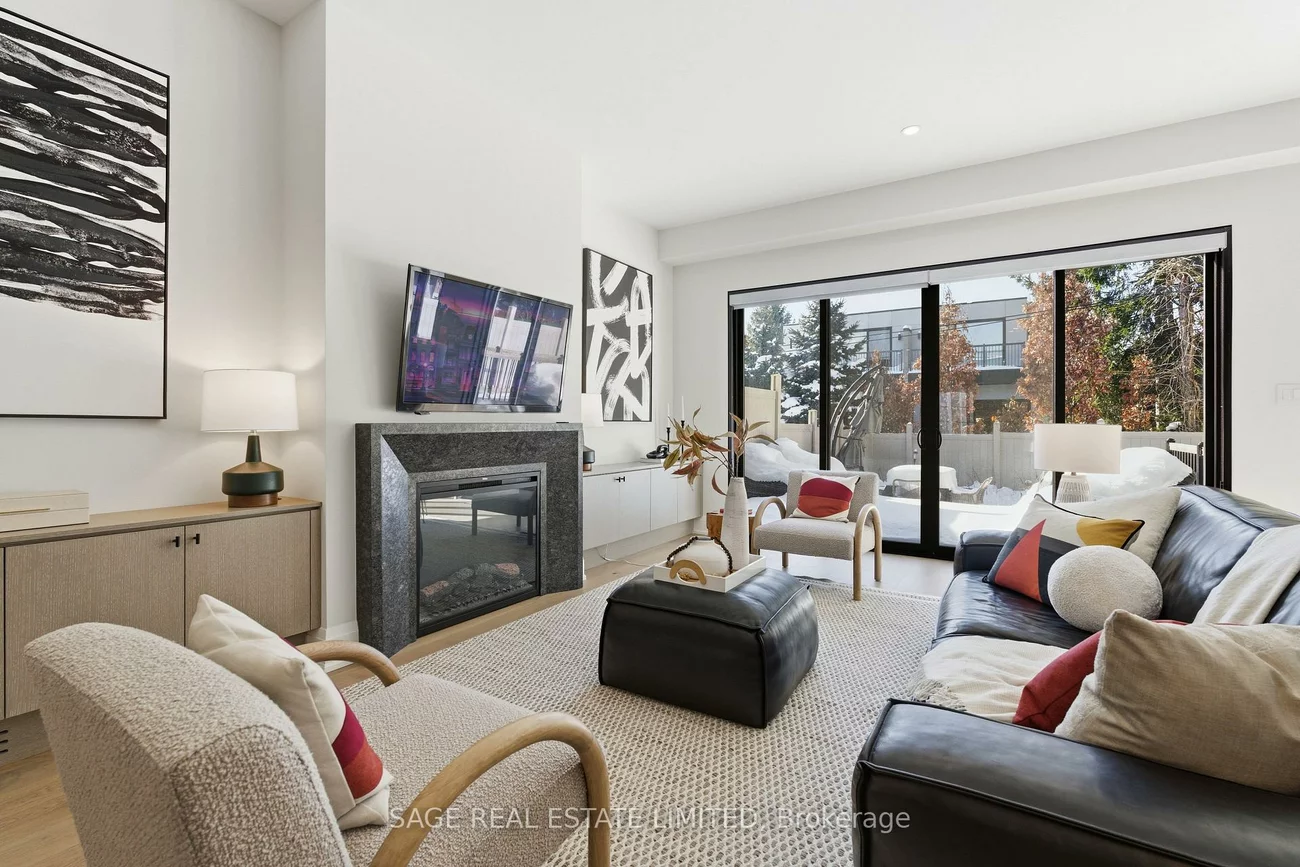 10, Brant, Port Credit, Mississauga