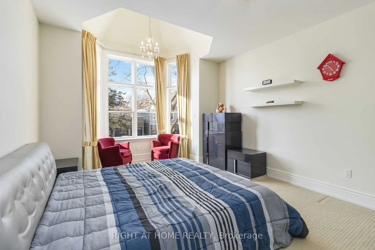 25, Oakwood, Port Credit, Mississauga