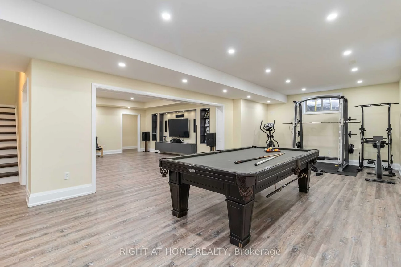 25, Oakwood, Port Credit, Mississauga