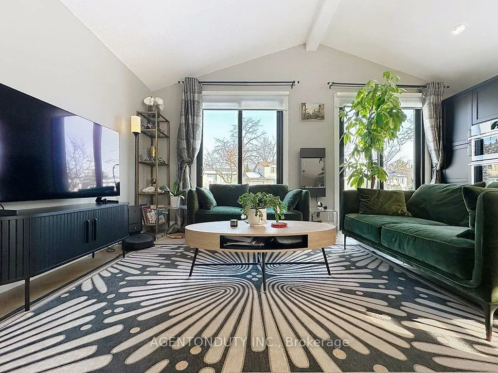 475, Karen Park, Mississauga Valleys, Mississauga