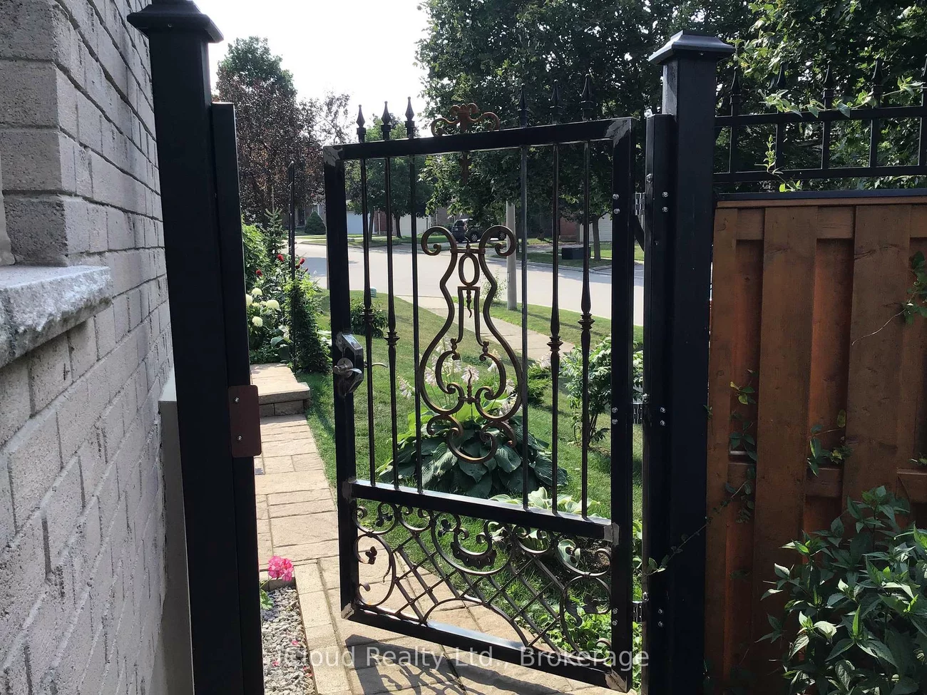 6539, Tripoli, Meadowvale, Mississauga