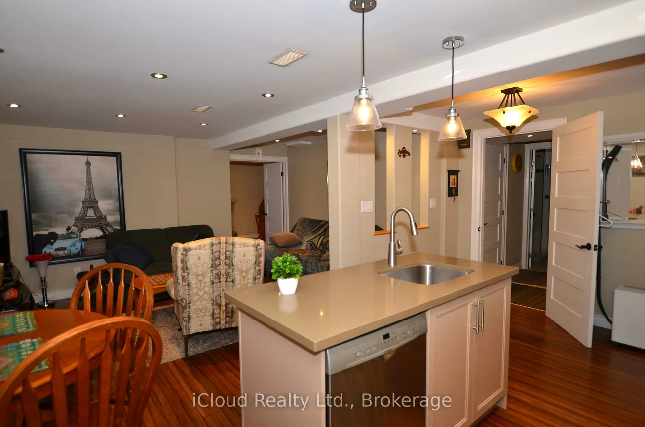 6539, Tripoli, Meadowvale, Mississauga