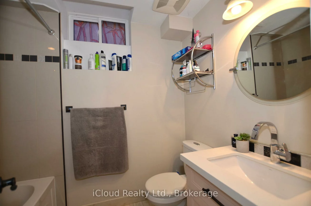 6539, Tripoli, Meadowvale, Mississauga