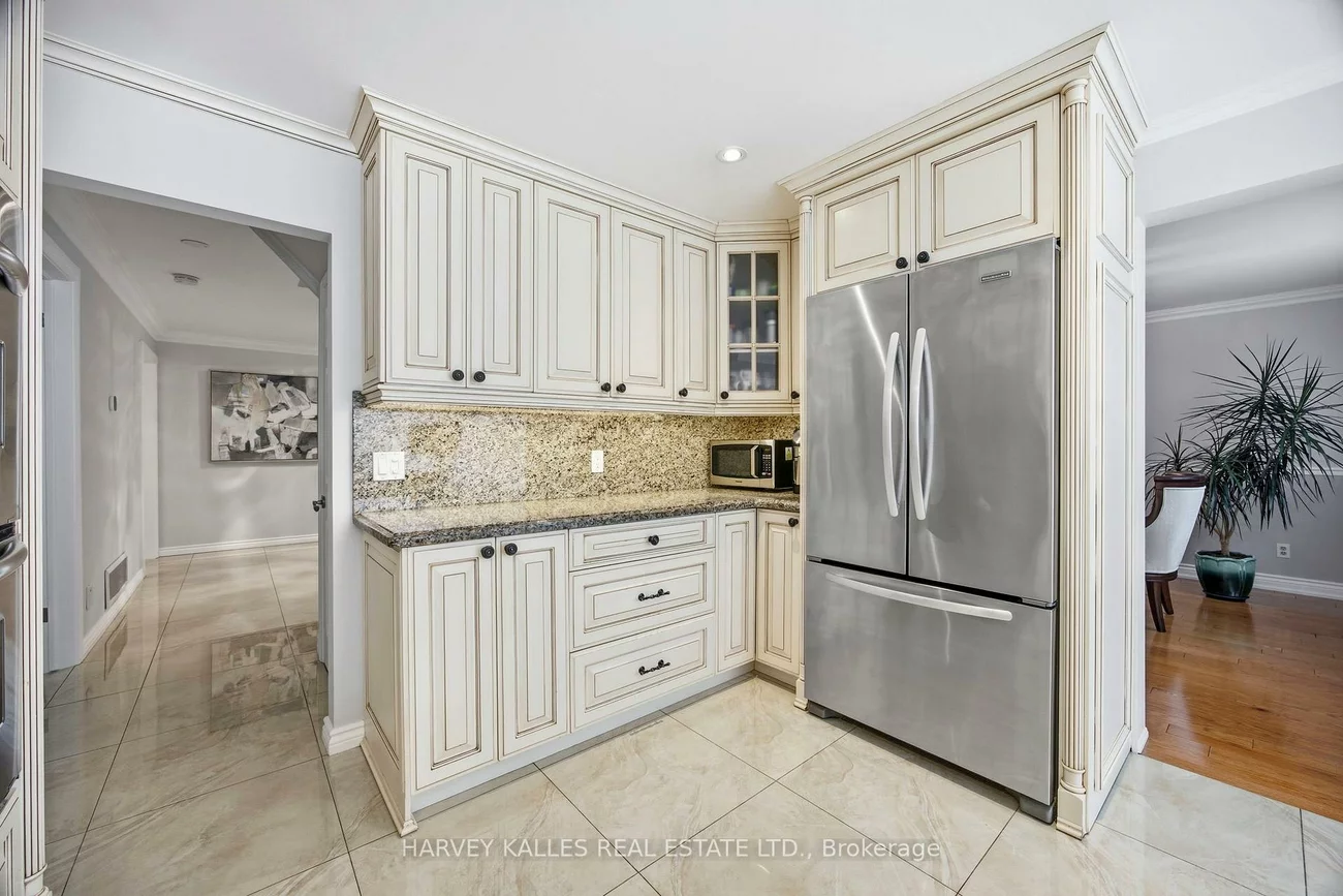 682, Willowbank, Rathwood, Mississauga