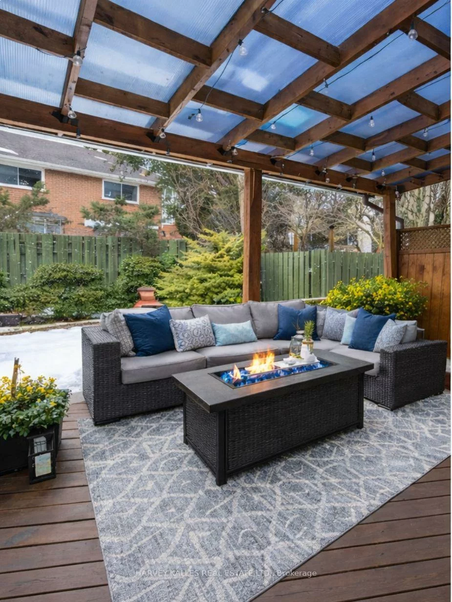 682, Willowbank, Rathwood, Mississauga