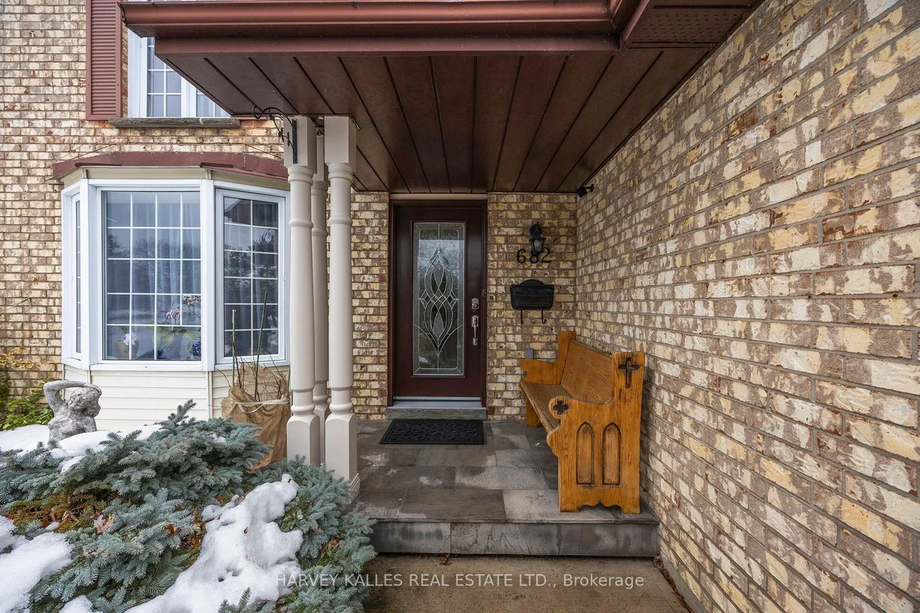 682, Willowbank, Rathwood, Mississauga