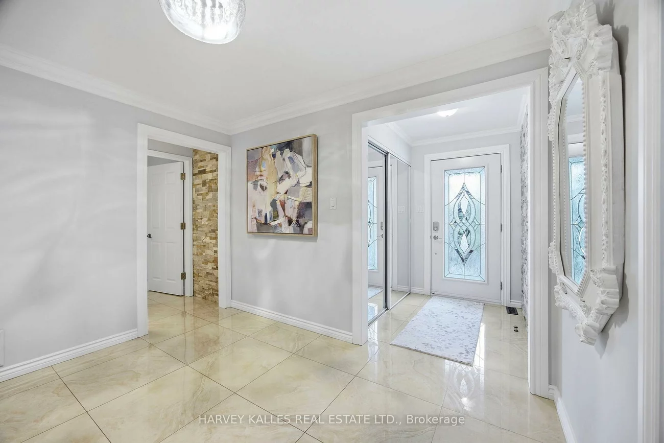 682, Willowbank, Rathwood, Mississauga