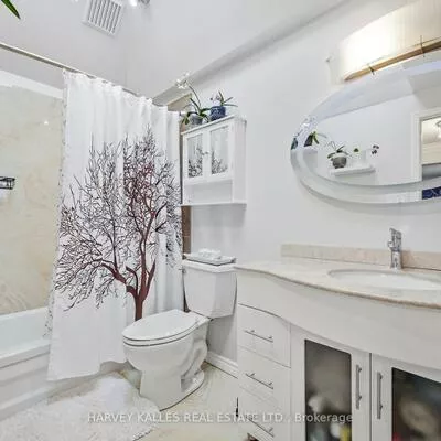 682, Willowbank, Rathwood, Mississauga