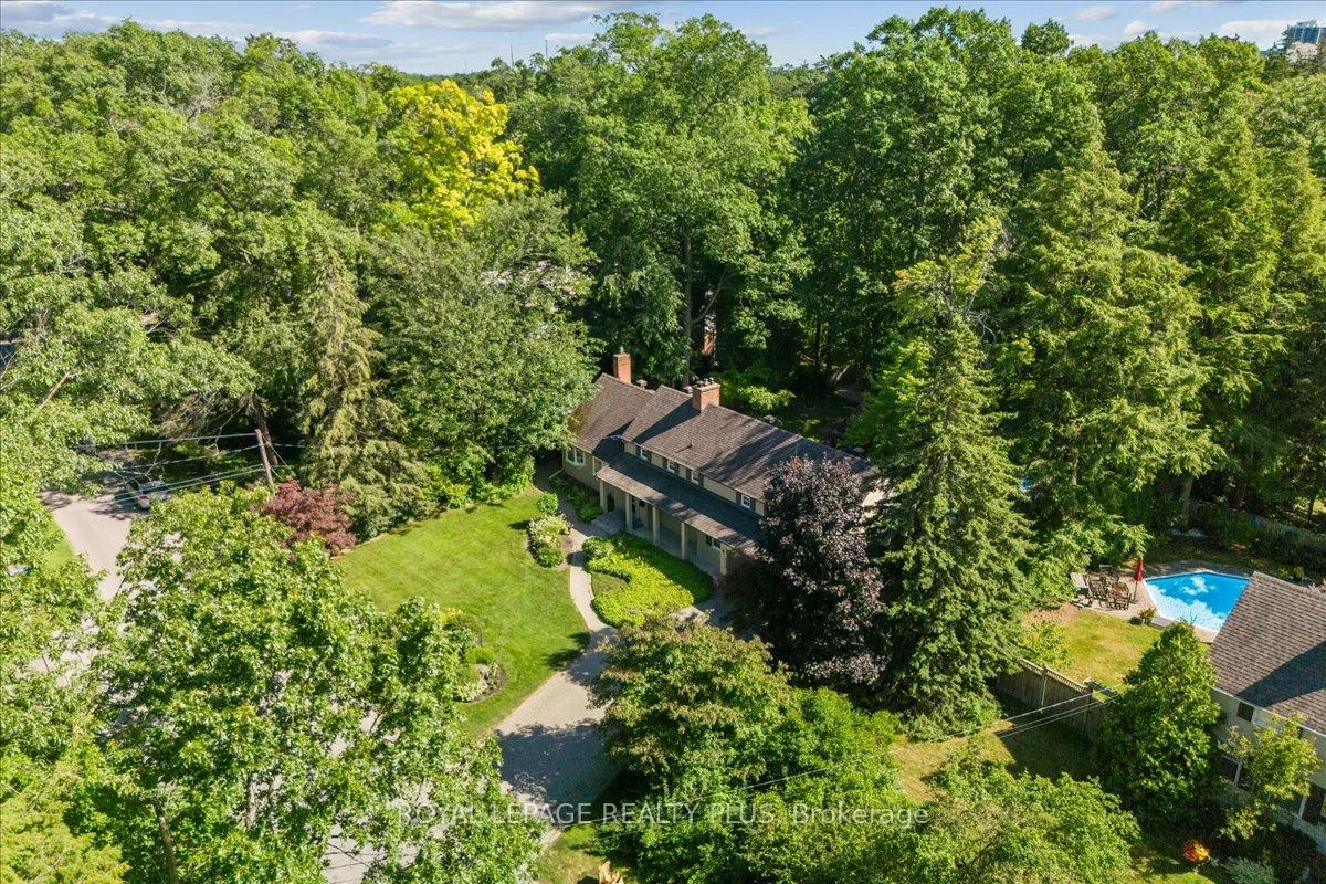 1258, Ravine, Lorne Park, Mississauga