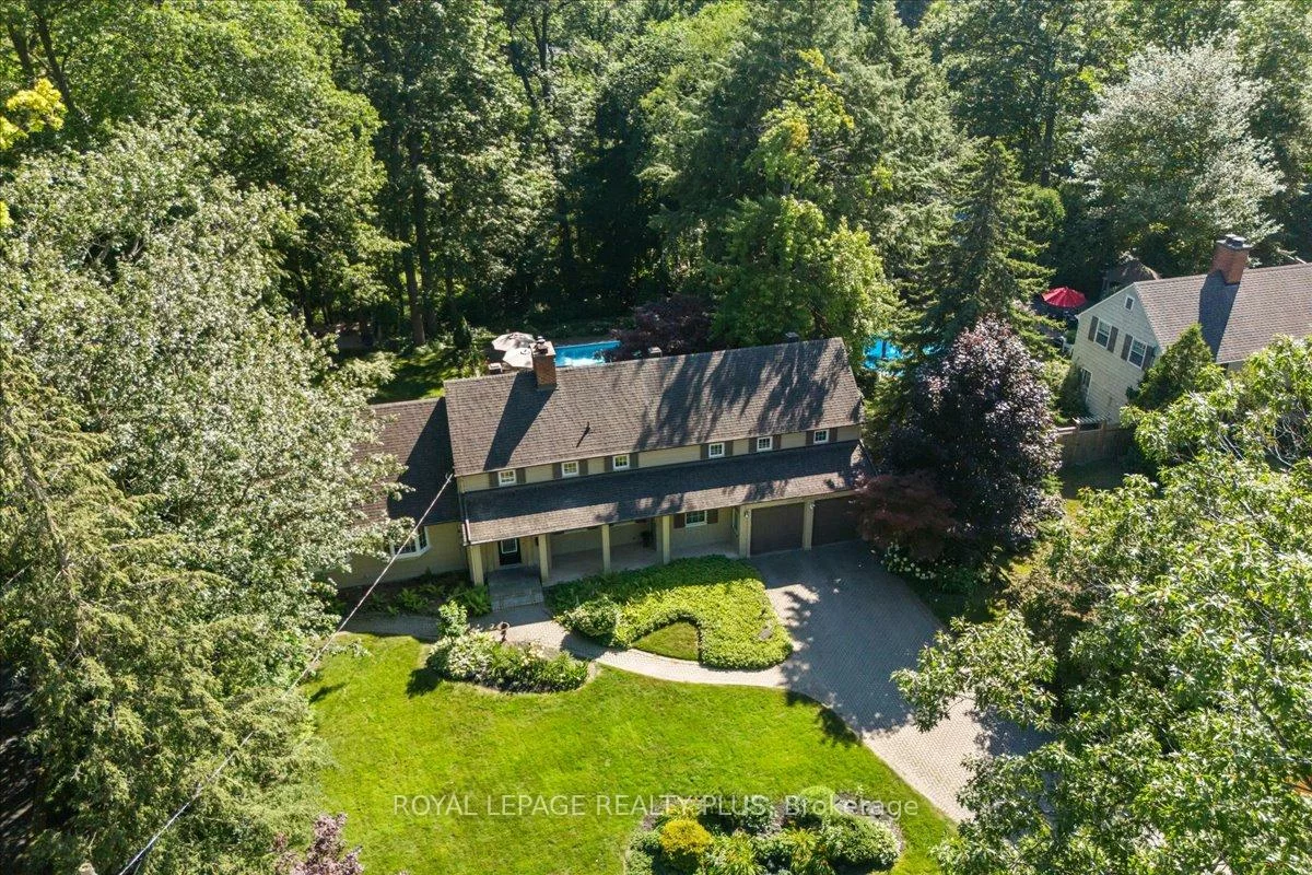 1258, Ravine, Lorne Park, Mississauga