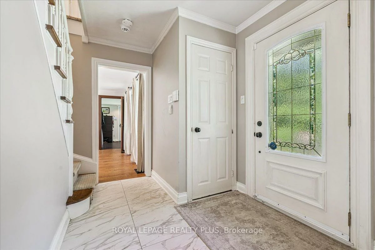 1258, Ravine, Lorne Park, Mississauga