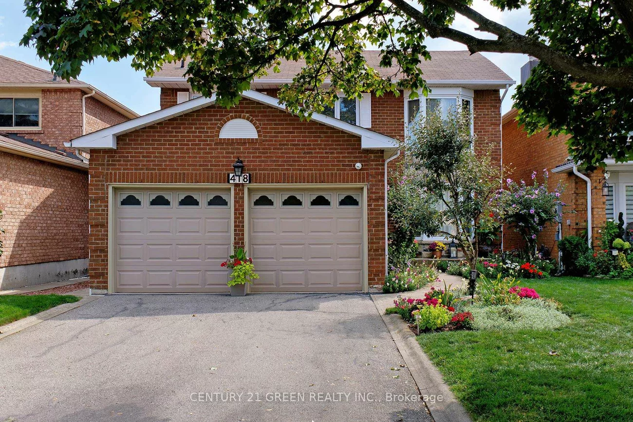 418, Chieftan, Hurontario, Mississauga