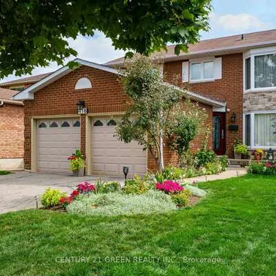 418, Chieftan, Hurontario, Mississauga