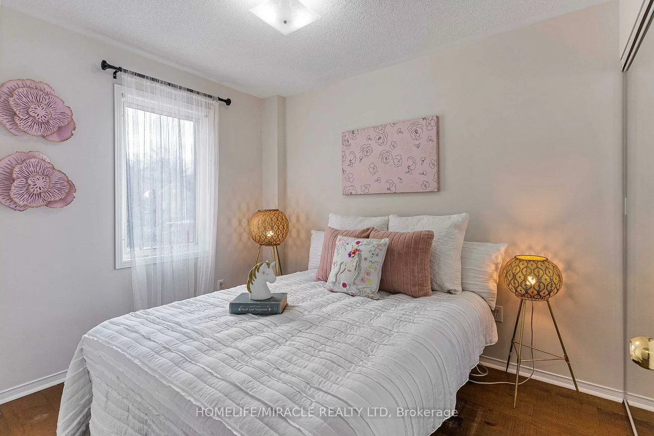 2831, Westbury, Central Erin Mills, Mississauga