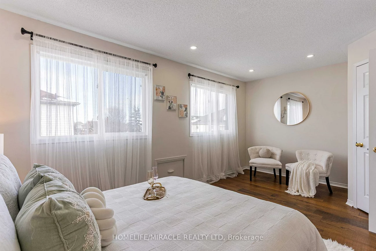 2831, Westbury, Central Erin Mills, Mississauga