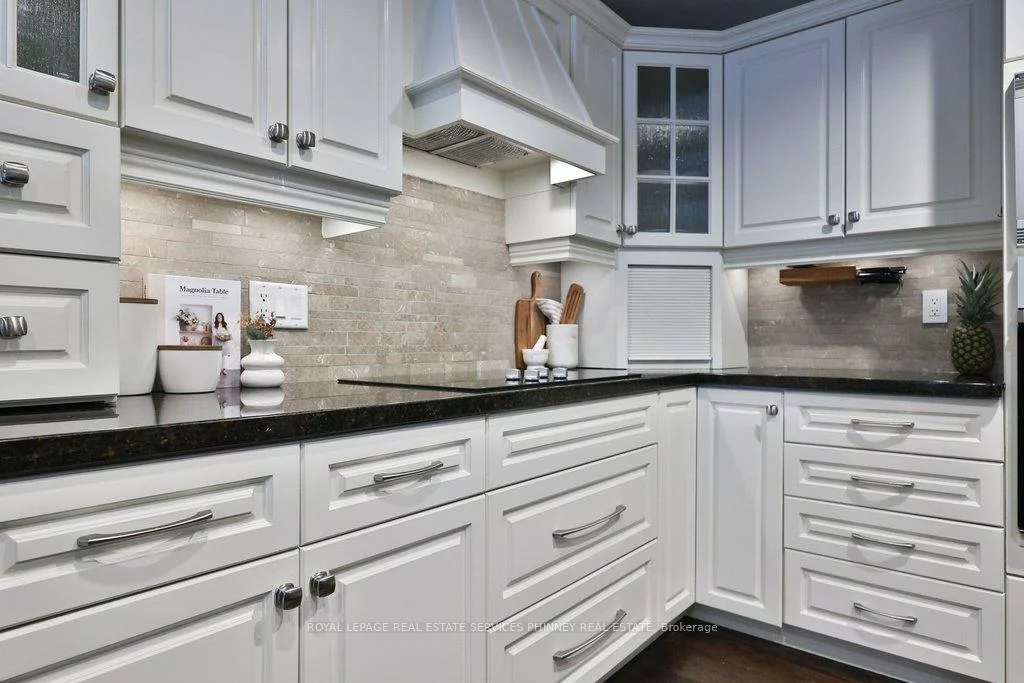 1048, Veroli, Lorne Park, Mississauga