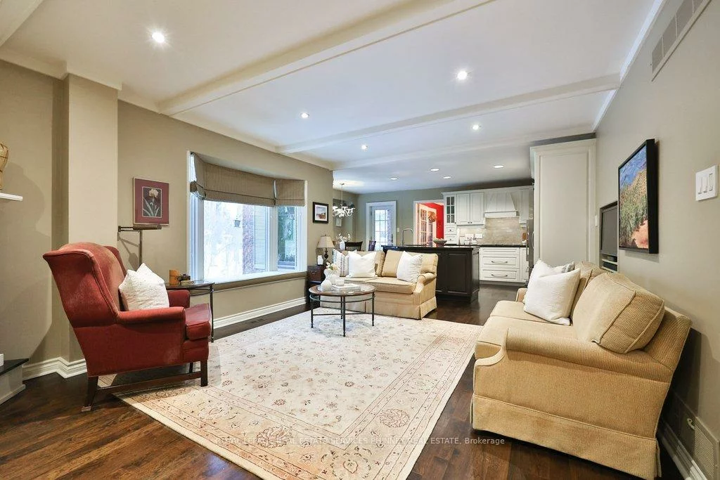 1048, Veroli, Lorne Park, Mississauga