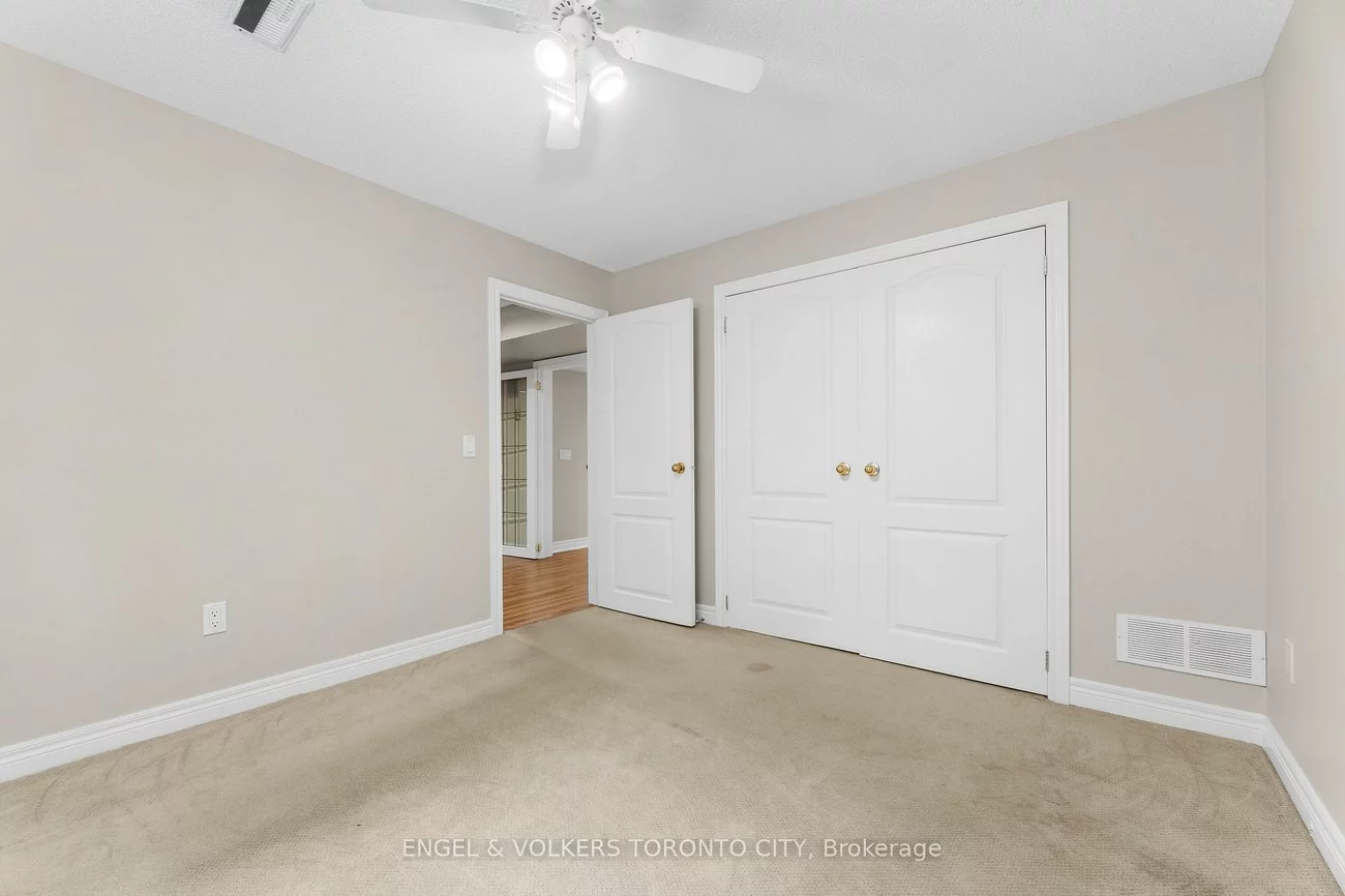 1510, Samuelson, Meadowvale Village, Mississauga