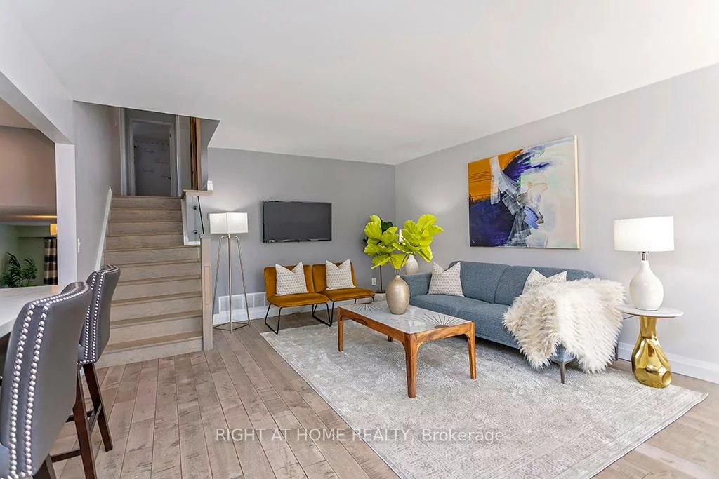 2814, Windjammer, Erin Mills, Mississauga