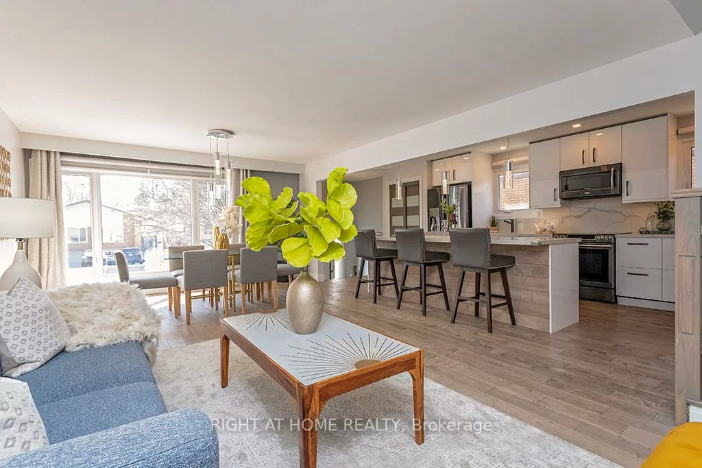 2814, Windjammer, Erin Mills, Mississauga