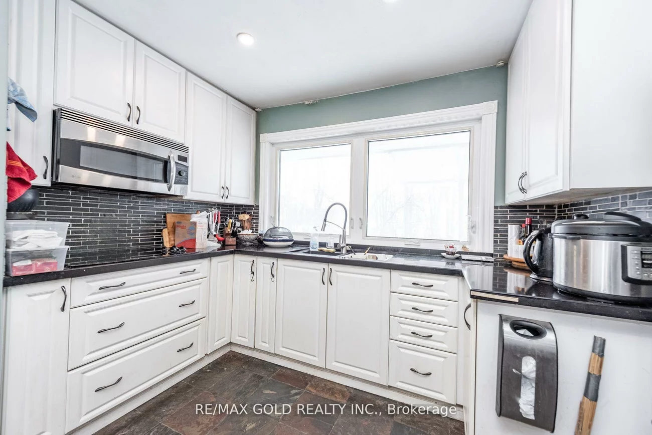 3, Harrow, Malton, Mississauga