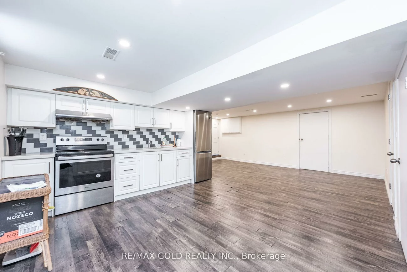 3, Harrow, Malton, Mississauga